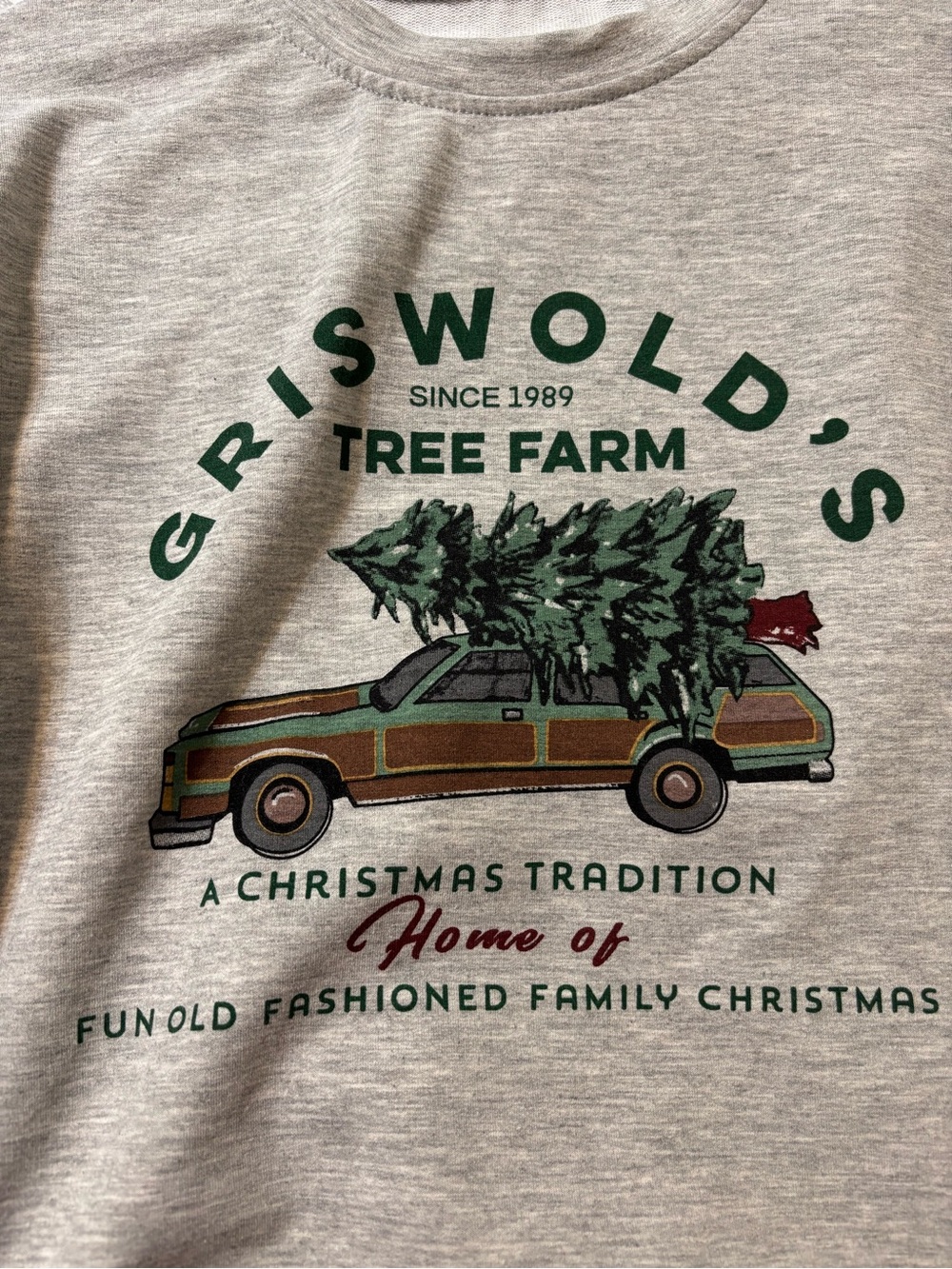 Griswold's Tree Farm Heather Gray Graphic Sweatshirt Unisex
Size Large